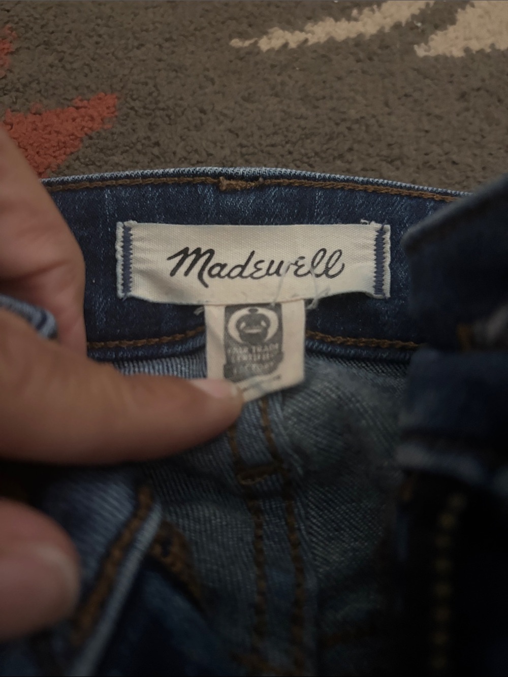 Madewell Women's Dark Wash Skinny Jeans - Picture 2 of 5